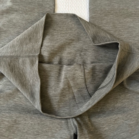 NWOT Lululemon Align High-Rise Pant 25" - Heathered Grey Sage SZ 8 - Picture 5 of 7